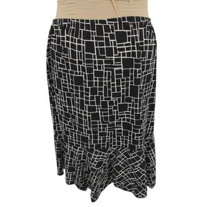 Versailles Geometric Midi Skirt XL Black White Ruffle Hem Lightweight Asymmetric
